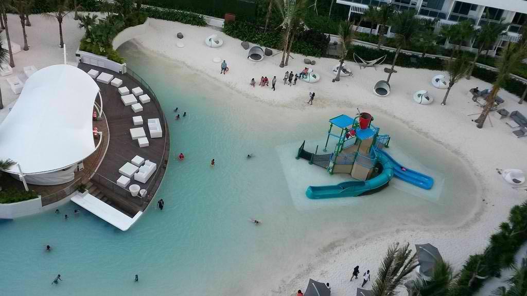 Azure Urban Beach Resort Manila by Radlett Kültér fotó