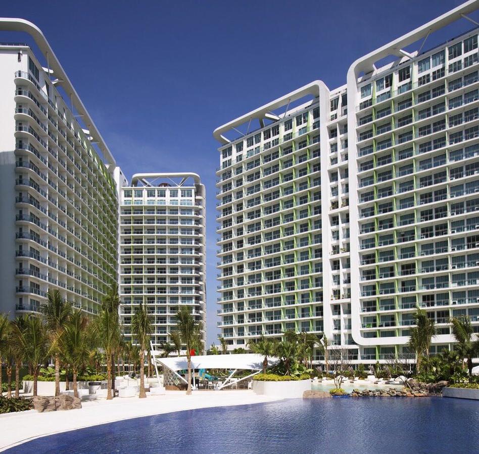 Azure Urban Beach Resort Manila by Radlett Kültér fotó