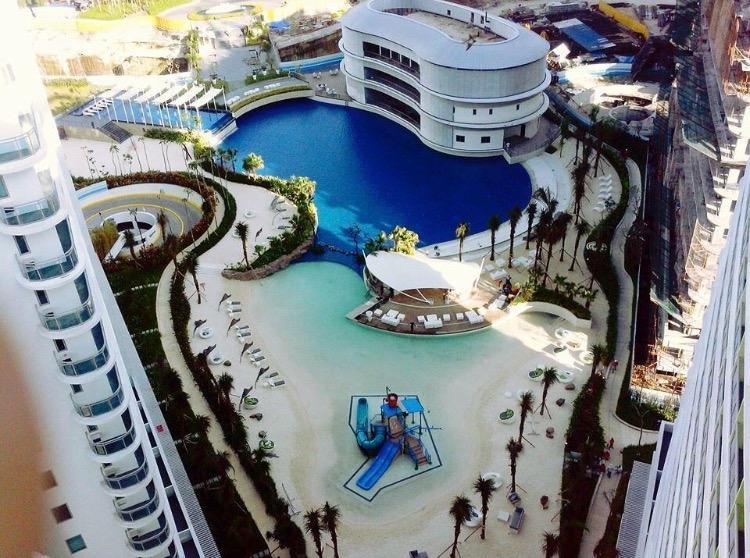 Azure Urban Beach Resort Manila by Radlett Kültér fotó