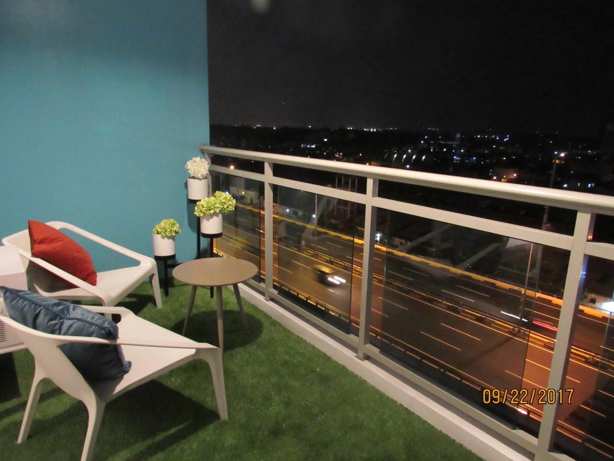 Azure Urban Beach Resort Manila by Radlett Kültér fotó
