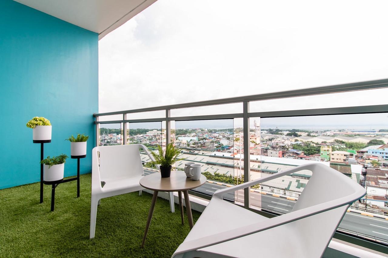Azure Urban Beach Resort Manila by Radlett Kültér fotó
