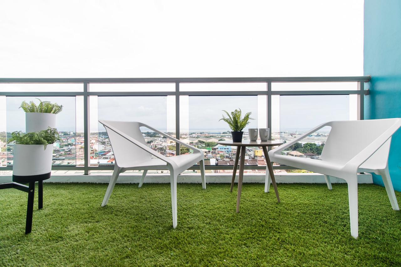 Azure Urban Beach Resort Manila by Radlett Kültér fotó